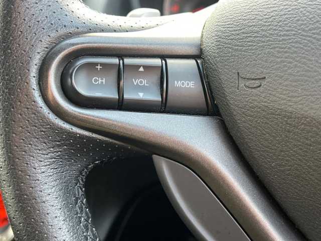 Honda Jazz Es + I-Vtec Cvt 