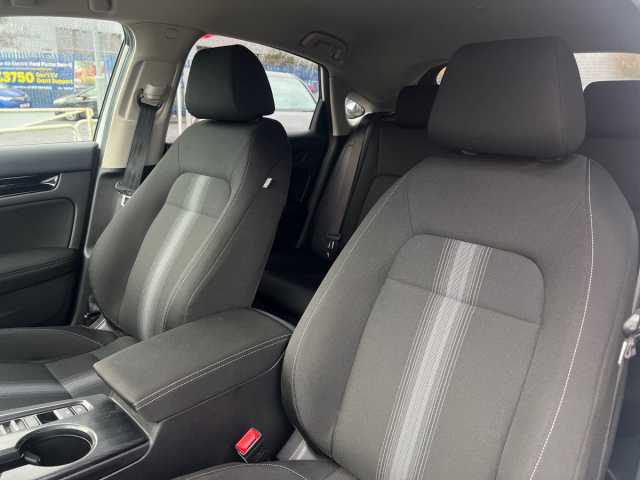 Honda Civic Hybrid 5dr 2.0 I-mmd Hybrid Elegance 