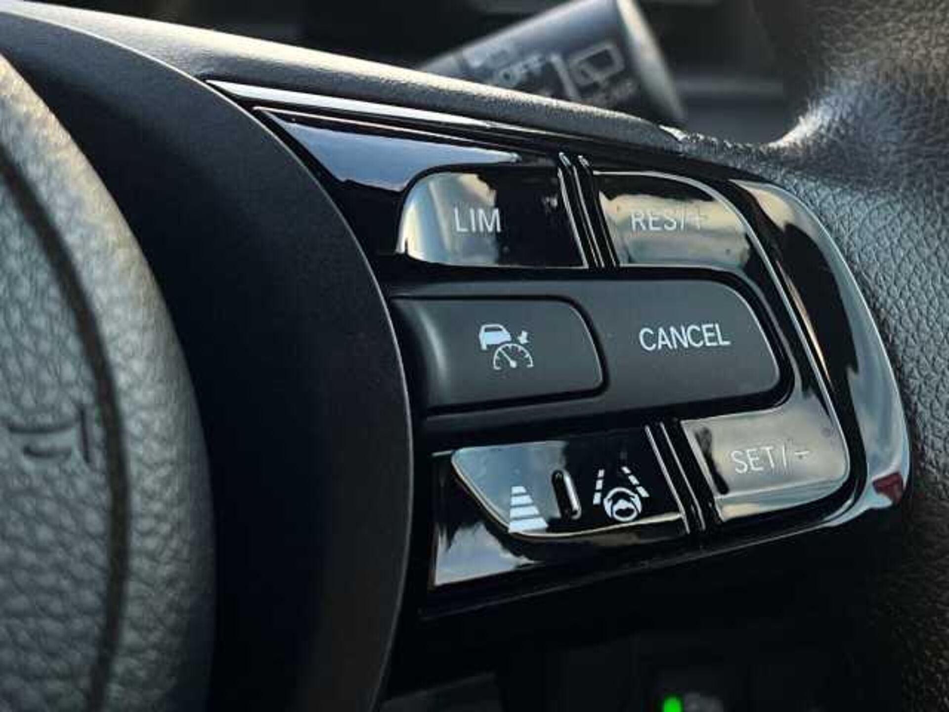 Honda HR-V Hybrid Elegance I-Mmd Cvt 