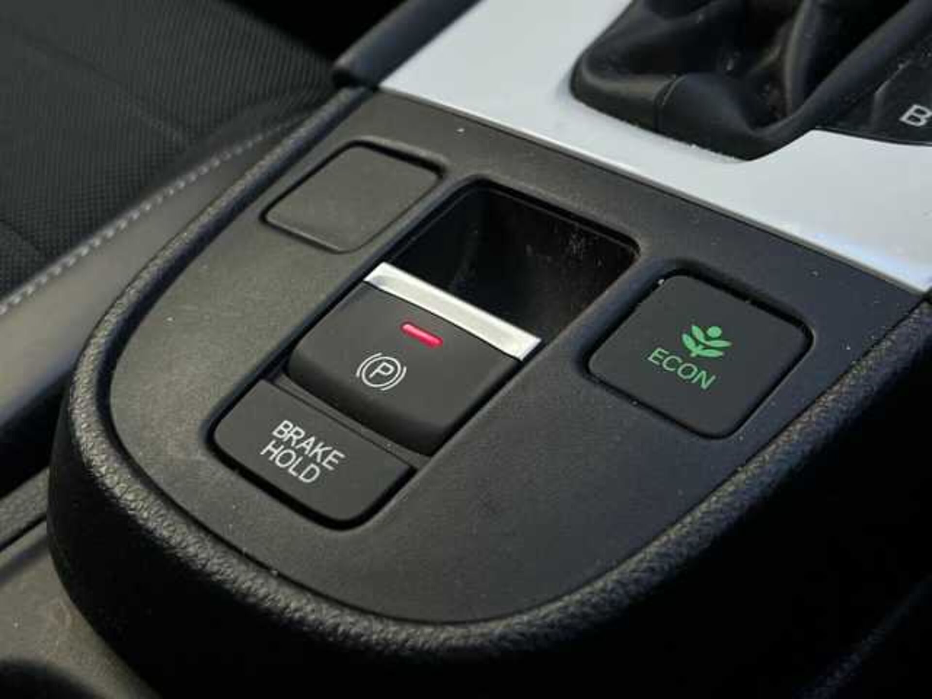 Honda Jazz Hybrid 1.5 h i-MMD Crosstar Advance Hatchback 5dr Petrol Hybrid eCVT Euro 6 (s/s) (122 