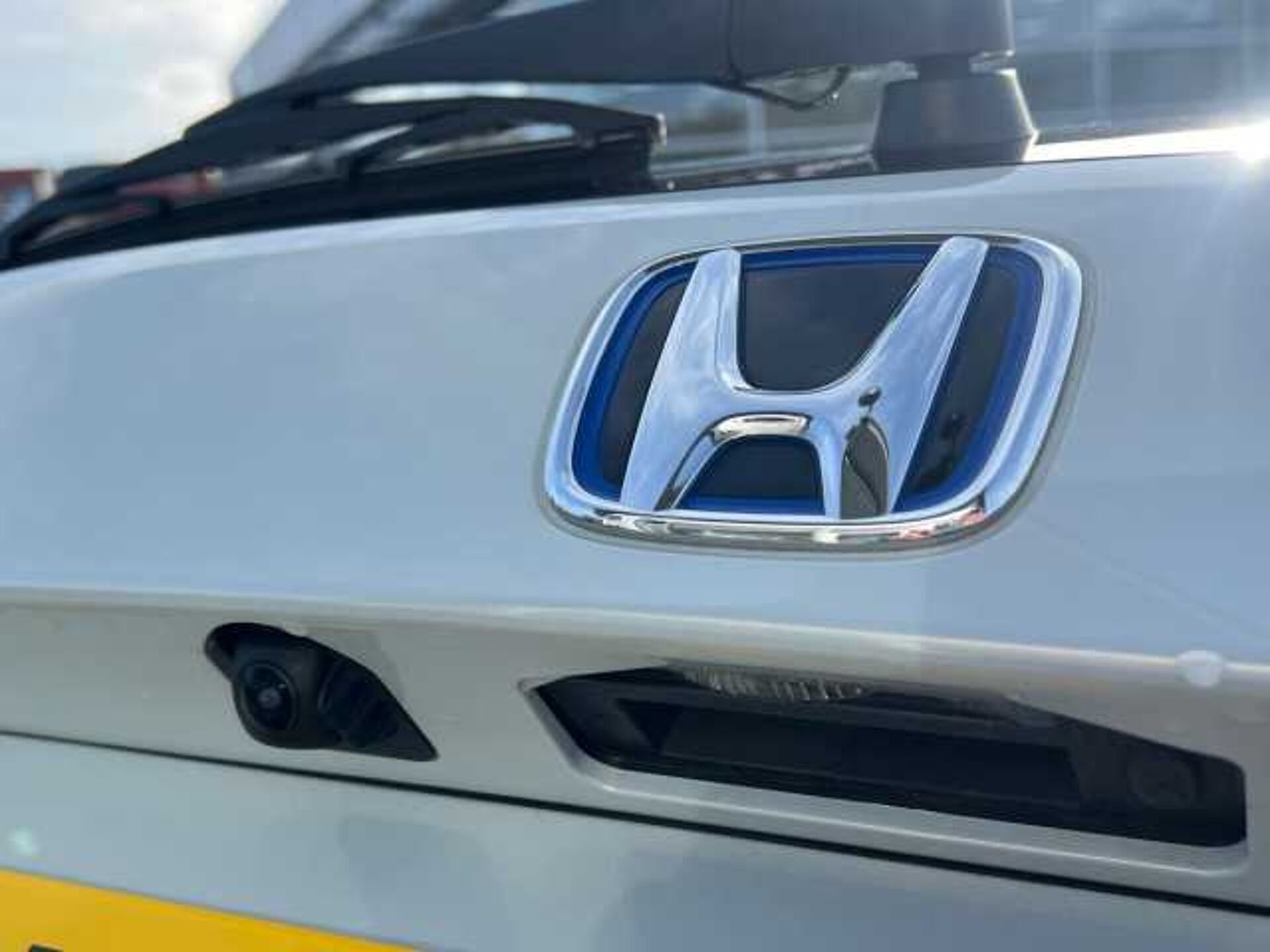 Honda Jazz Hybrid 1.5 h i-MMD Advance Hatchback 5dr Petrol Hybrid eCVT Euro 6 (s/s) (122 ps) 