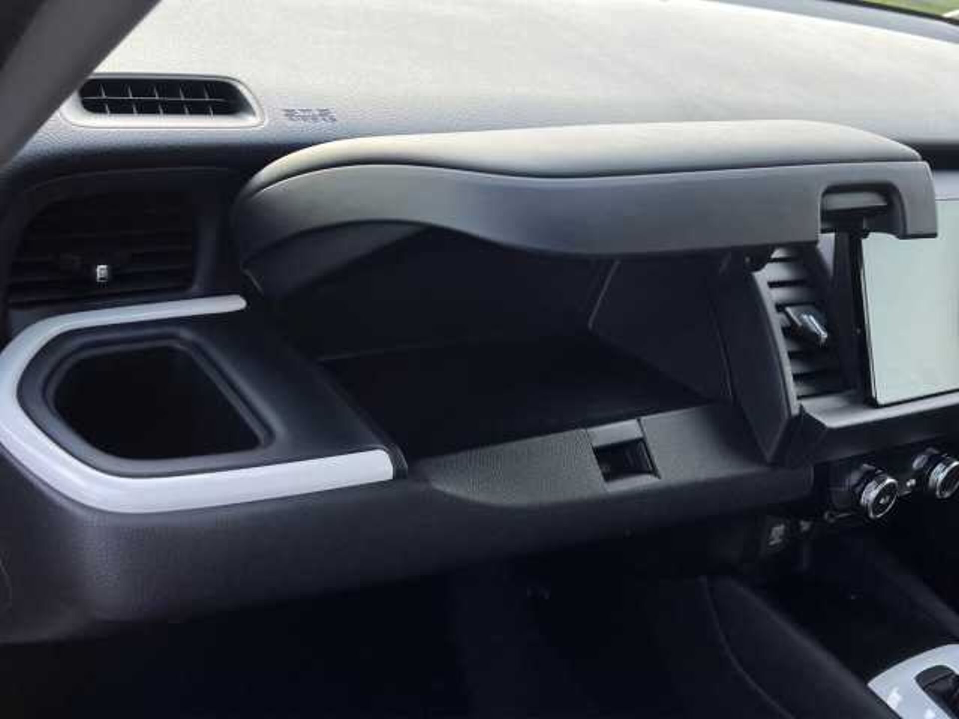 Honda Jazz Hybrid 1.5 h i-MMD Advance Hatchback 5dr Petrol Hybrid eCVT Euro 6 (s/s) (122 ps) 