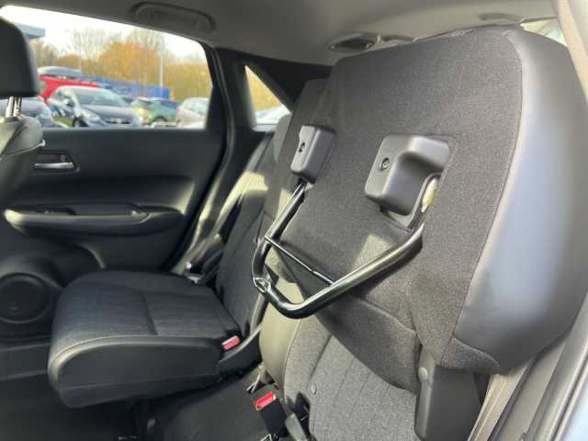 Honda Jazz Hybrid 1.5 h i-MMD Advance Hatchback 5dr Petrol Hybrid eCVT Euro 6 (s/s) (122 ps) 