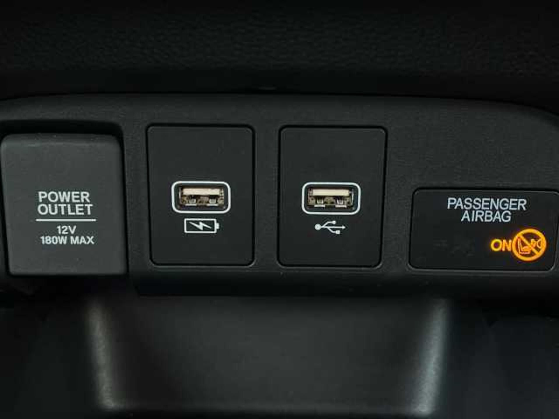 Honda Jazz Hybrid 1.5 h i-MMD Advance Hatchback 5dr Petrol Hybrid eCVT Euro 6 (s/s) (122 ps) 