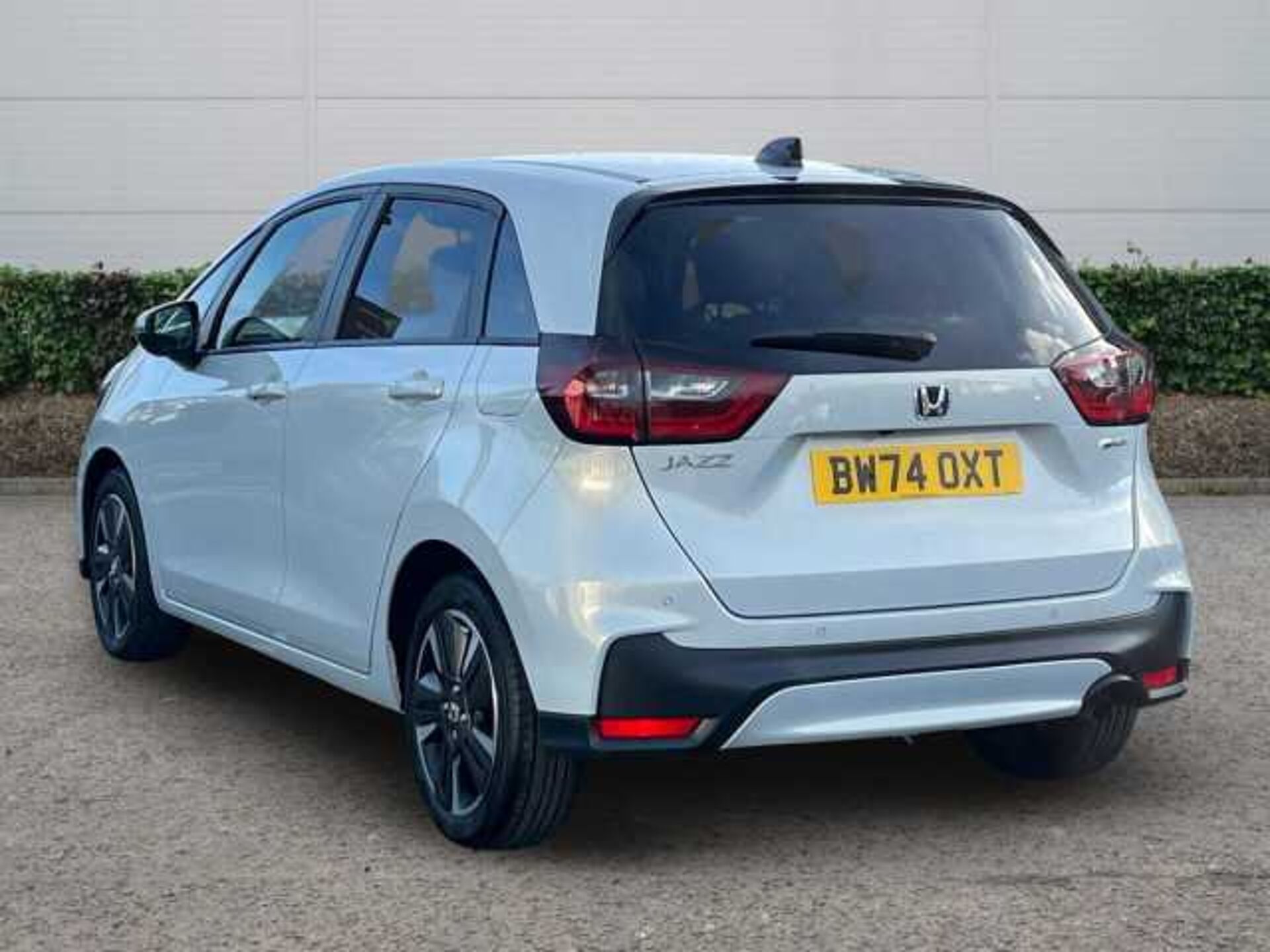 Honda Jazz Hybrid 1.5 h i-MMD Advance Hatchback 5dr Petrol Hybrid eCVT Euro 6 (s/s) (122 ps) 