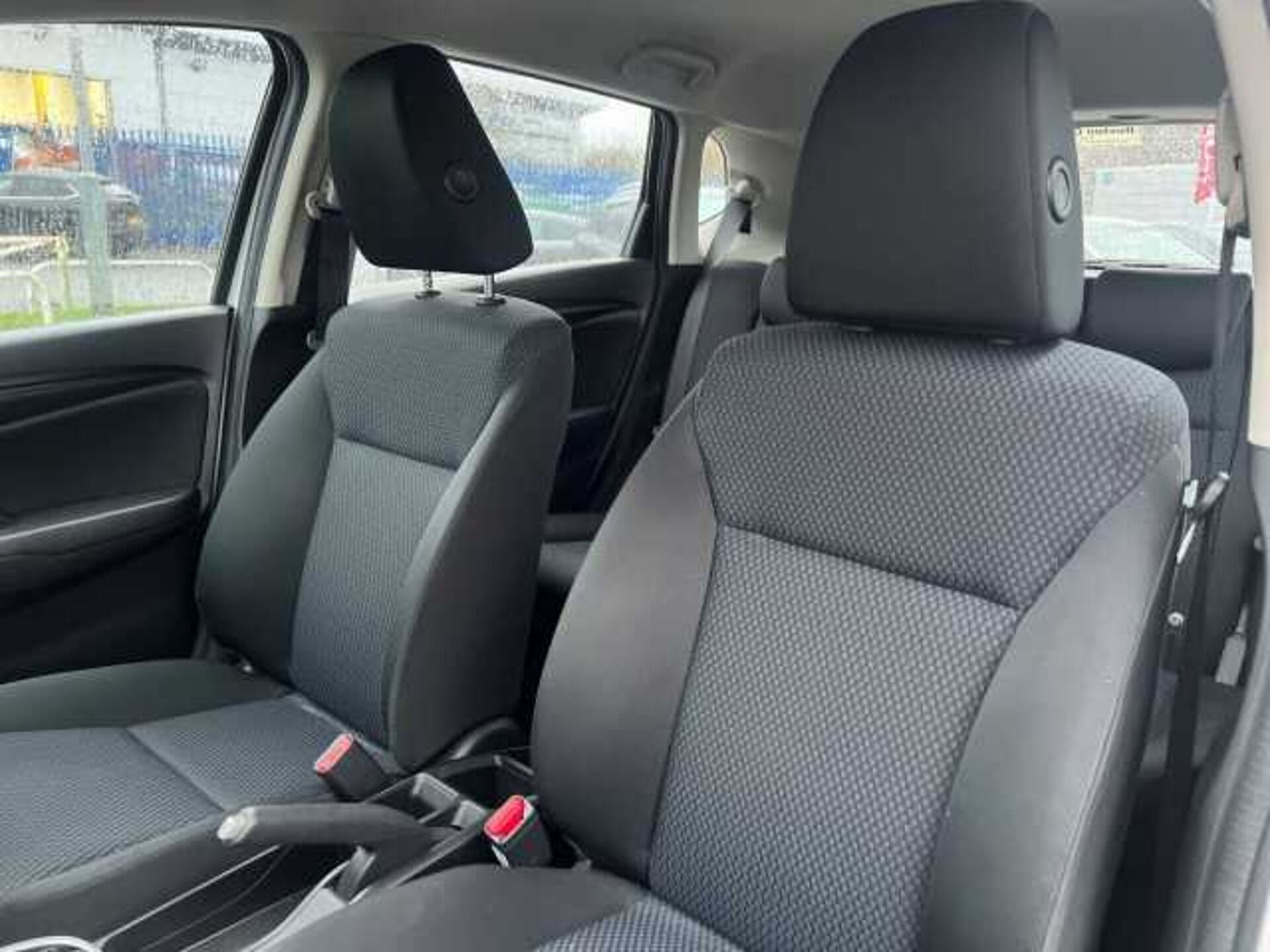 Honda Jazz 1.3 i-VTEC S Hatchback 5dr Petrol CVT Euro 6 (s/s) (102 ps) 