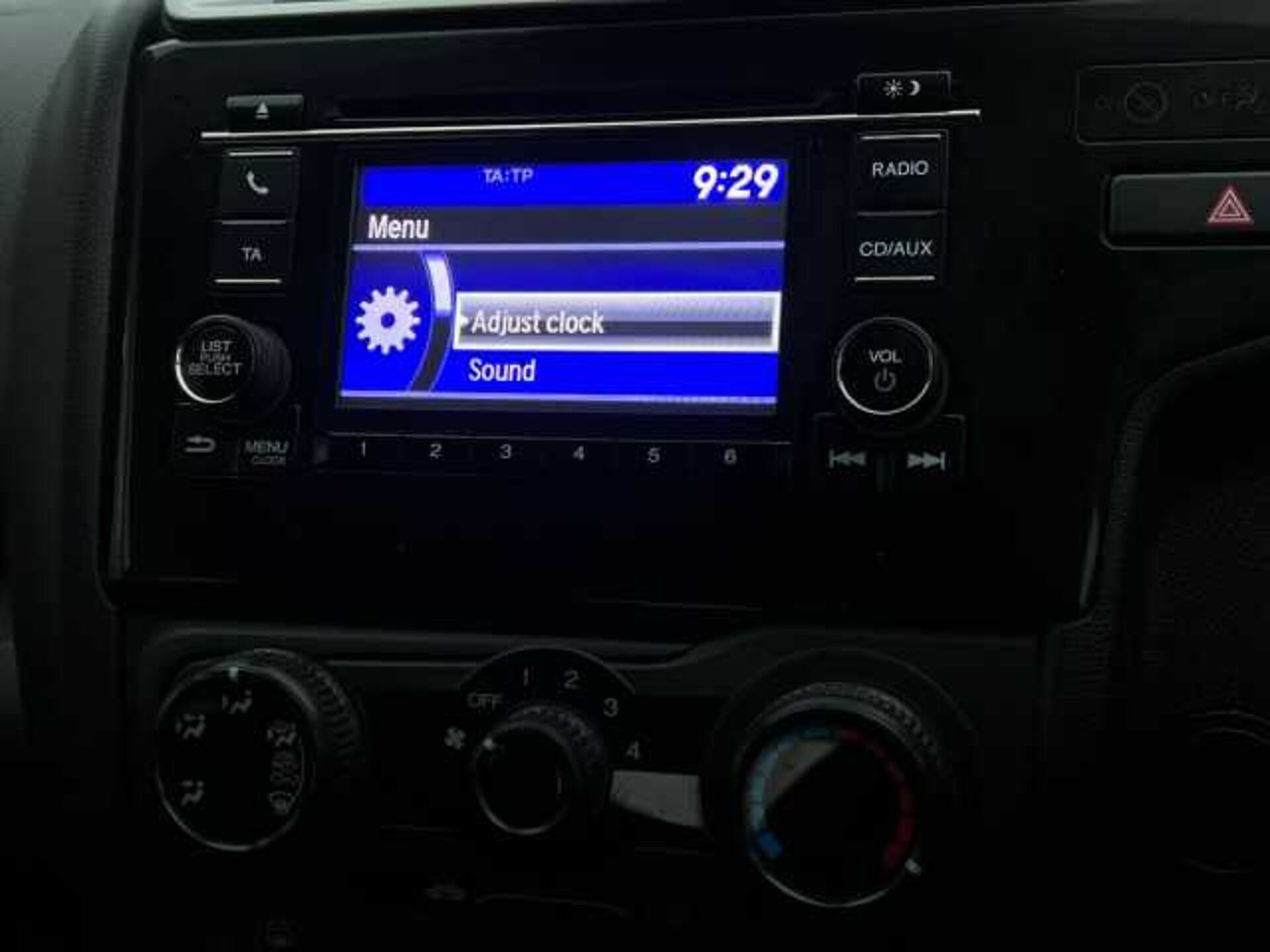 Honda Jazz 1.3 i-VTEC S Hatchback 5dr Petrol CVT Euro 6 (s/s) (102 ps) 