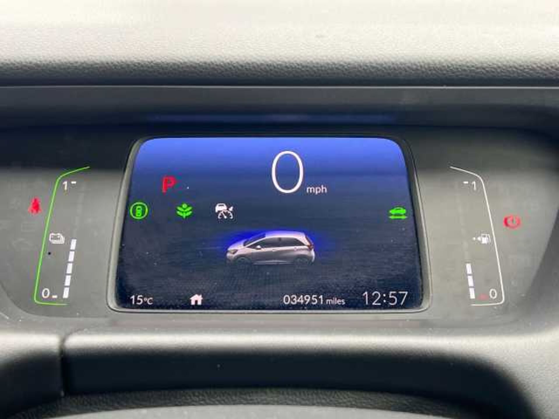 Honda Jazz Hybrid 1.5 h i-MMD SR Hatchback 5dr Petrol Hybrid eCVT Euro 6 (s/s) (109 ps) 