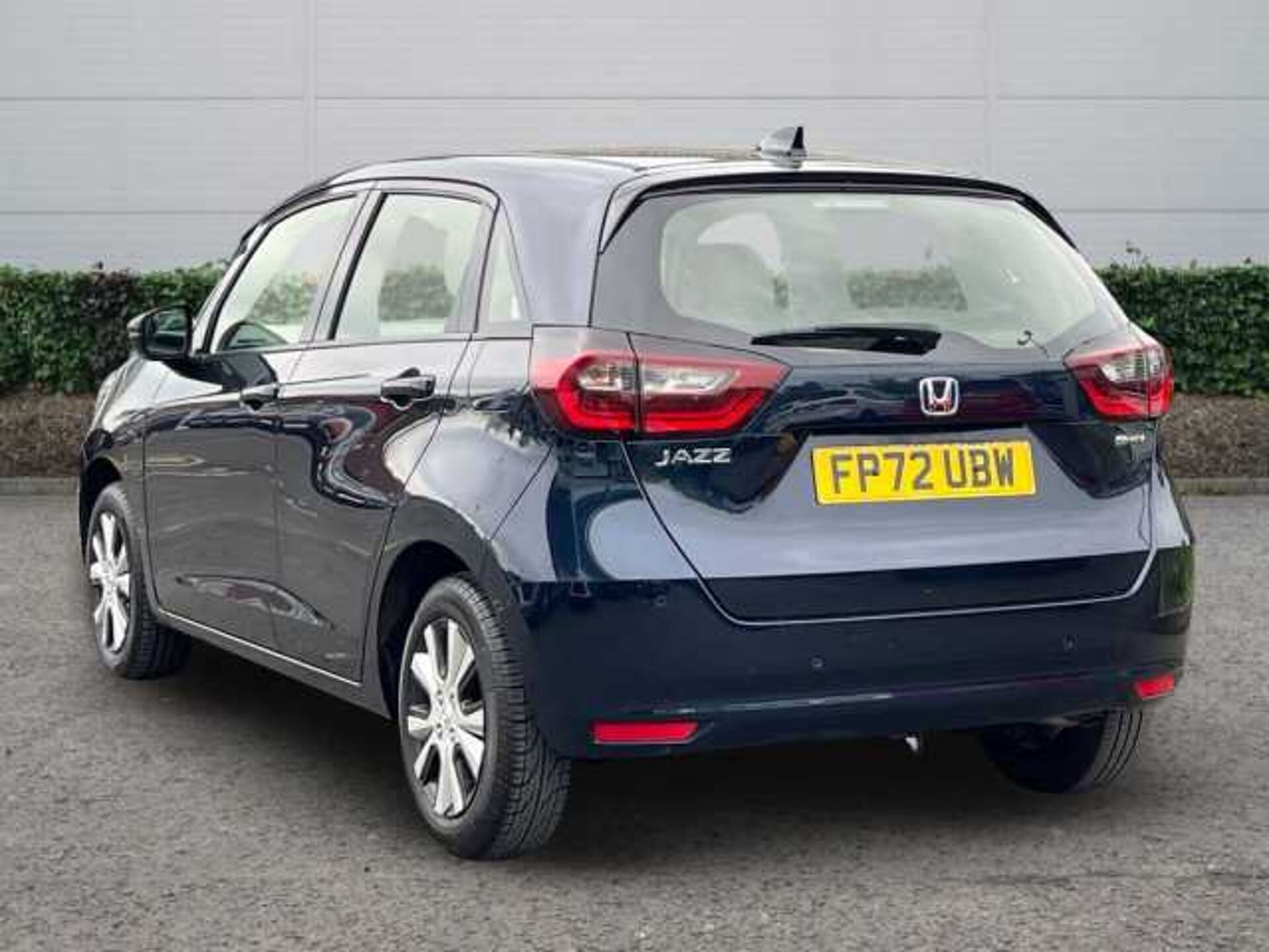 Honda Jazz Hybrid 1.5 h i-MMD SR Hatchback 5dr Petrol Hybrid eCVT Euro 6 (s/s) (109 ps) 