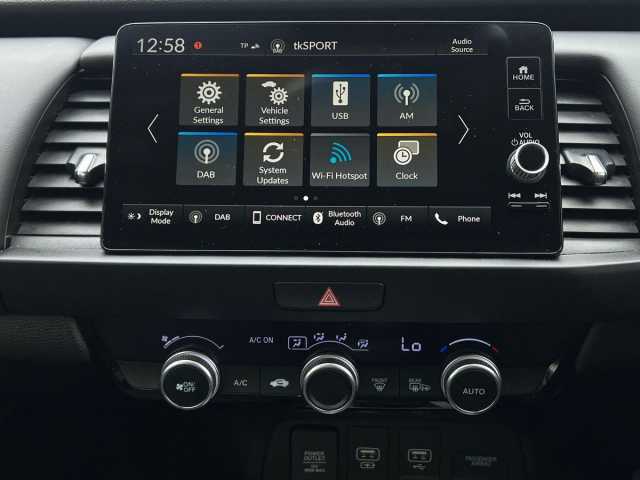 Honda Jazz Hybrid 1.5 h i-MMD SR Hatchback 5dr Petrol Hybrid eCVT Euro 6 (s/s) (109 ps) 