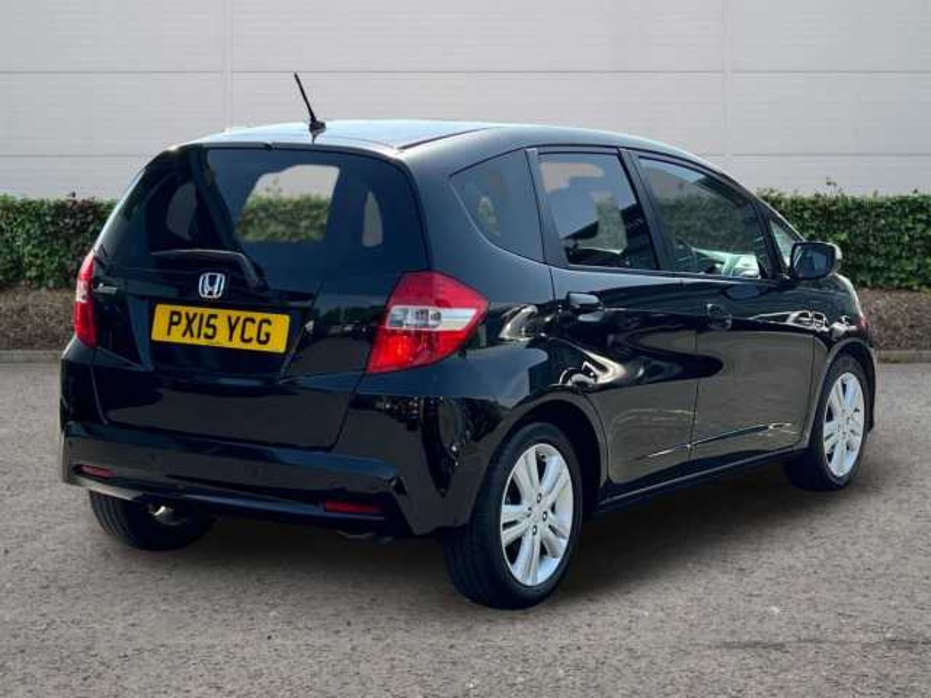 Honda Jazz 1.4 i-VTEC ES Plus Hatchback 5dr Petrol CVT Euro 5 (99 ps) 