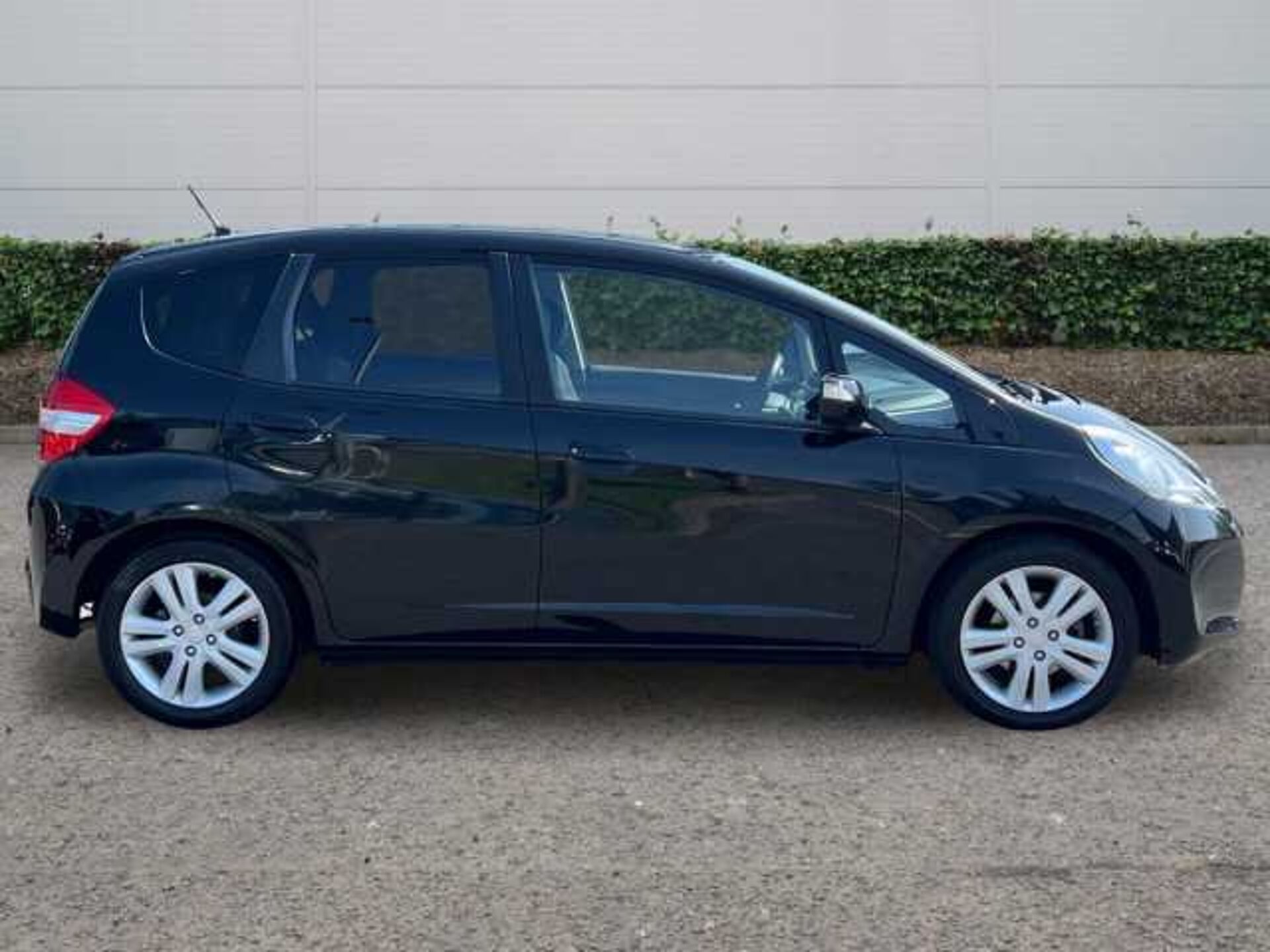 Honda Jazz 1.4 i-VTEC ES Plus Hatchback 5dr Petrol CVT Euro 5 (99 ps) 