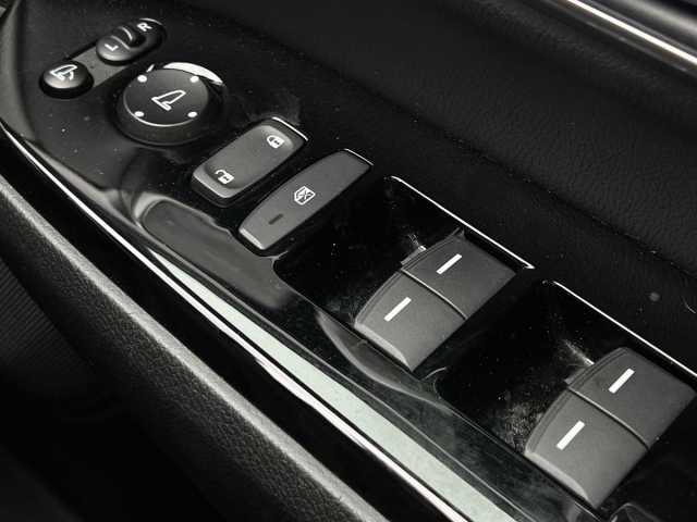 Honda CR-V Hybrid 2.0 h i-MMD SR SUV 5dr Petrol Hybrid eCVT Euro 6 (s/s) (184 ps) 