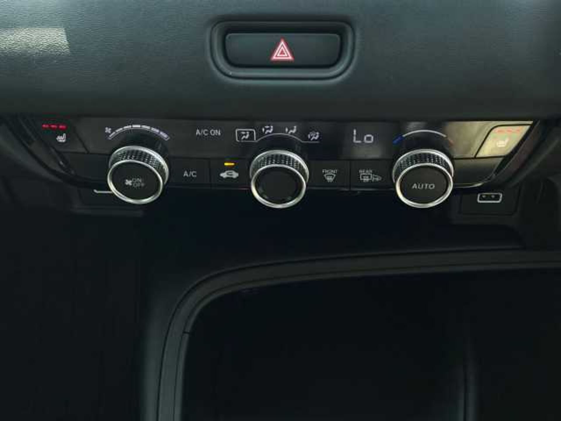 Honda HR-V Hybrid 1.5 h i-MMD Elegance SUV 5dr Petrol Hybrid CVT Euro 6 (s/s) (131 ps) 