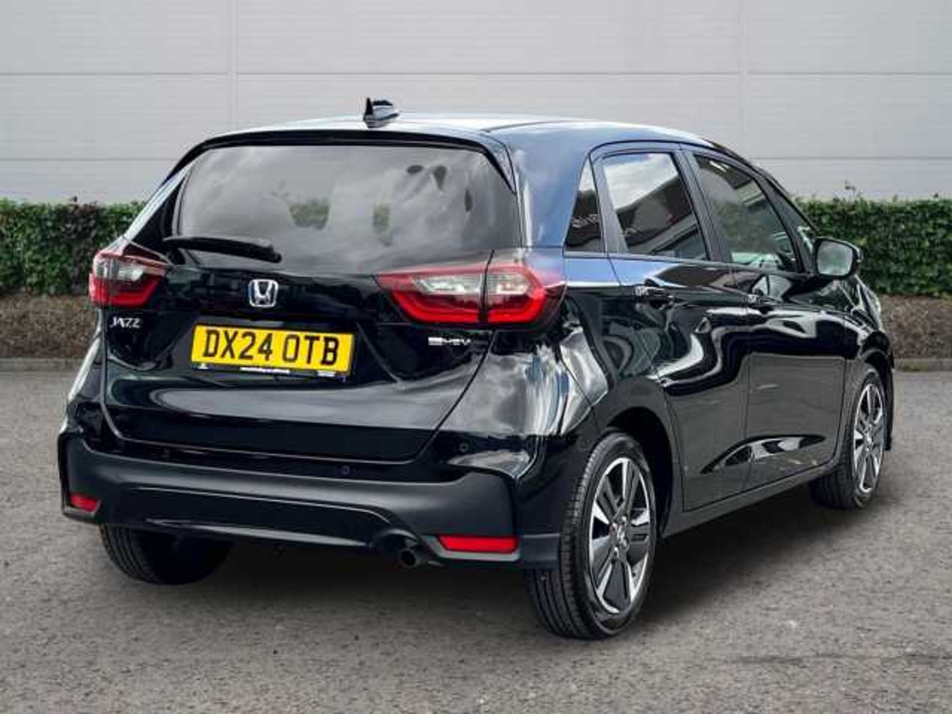 Honda Jazz Hybrid 1.5 h i-MMD Advance Hatchback 5dr Petrol Hybrid eCVT Euro 6 (s/s) (122 ps) 