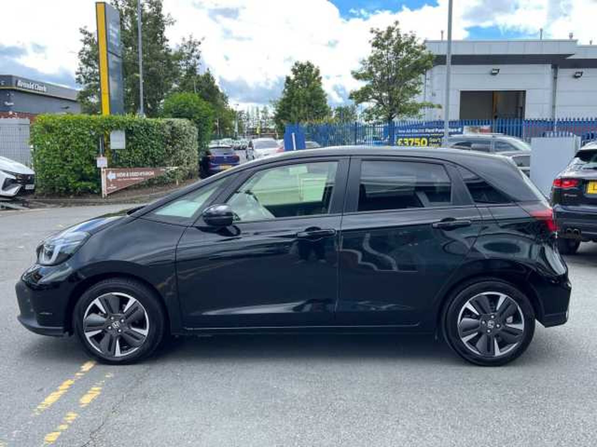 Honda Jazz Hybrid 1.5 h i-MMD Advance Hatchback 5dr Petrol Hybrid eCVT Euro 6 (s/s) (122 ps) 