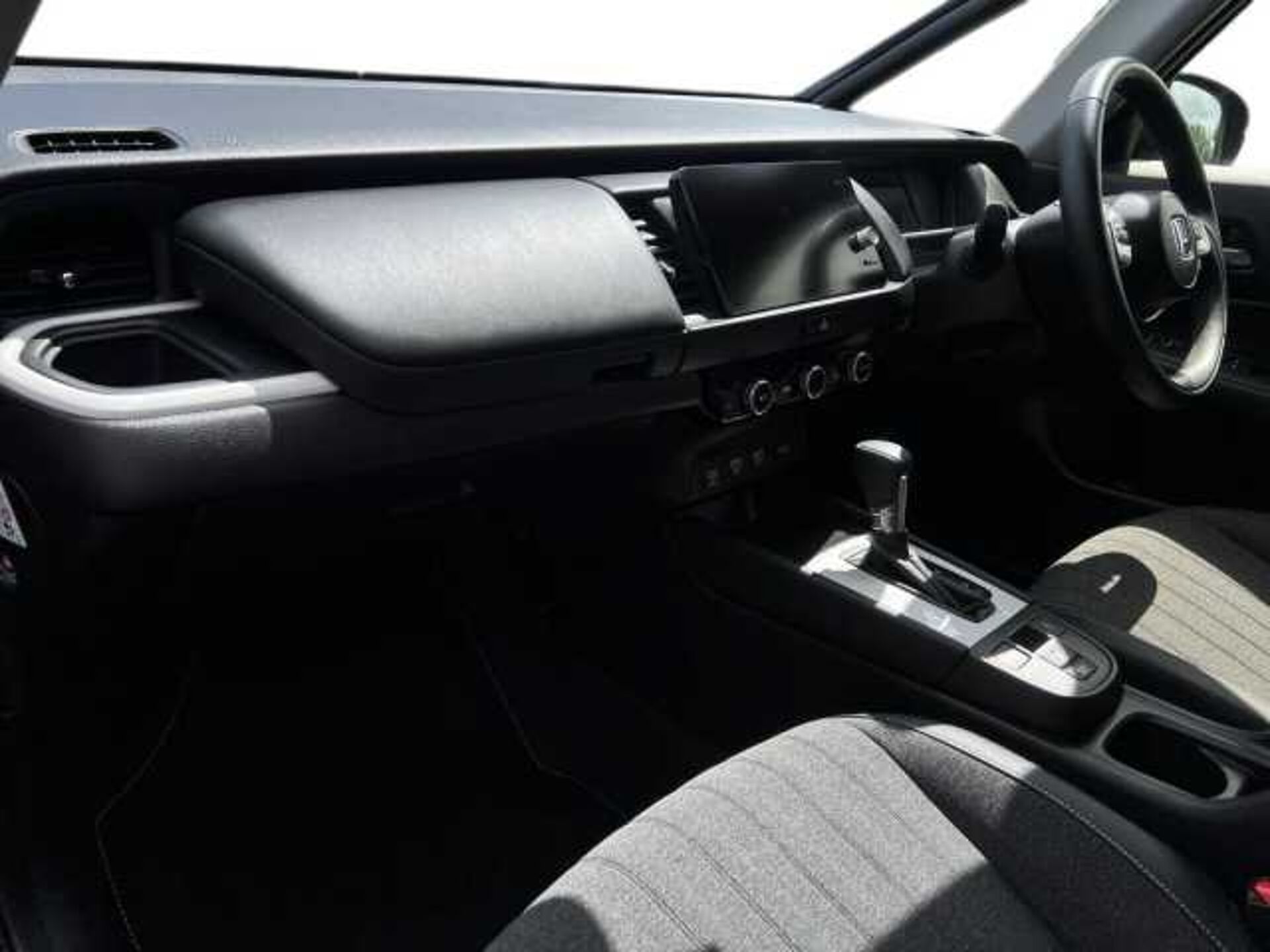 Honda Jazz Hybrid 1.5 h i-MMD Advance Hatchback 5dr Petrol Hybrid eCVT Euro 6 (s/s) (122 ps) 