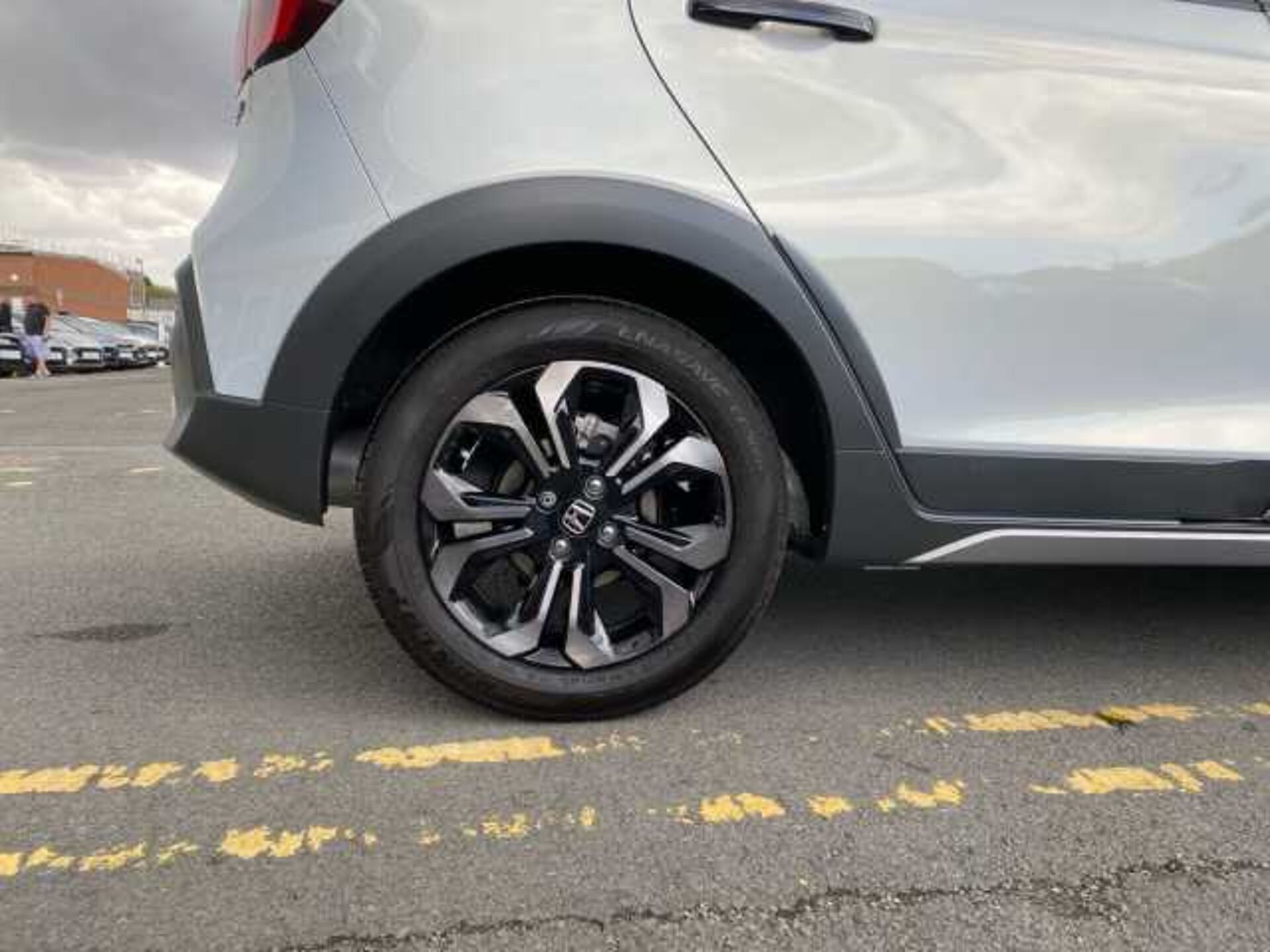 Honda Jazz Hybrid 1.5 h i-MMD Crosstar Advance Hatchback 5dr Petrol Hybrid eCVT Euro 6 (s/s) (122 