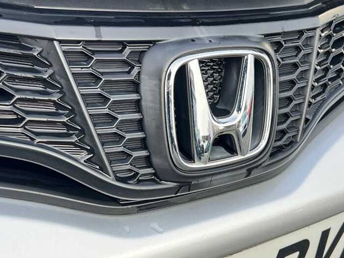 Honda Jazz Es + I-Vtec Cvt 