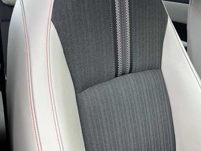 Honda HR-V Hybrid Advance Style I-Mmd 