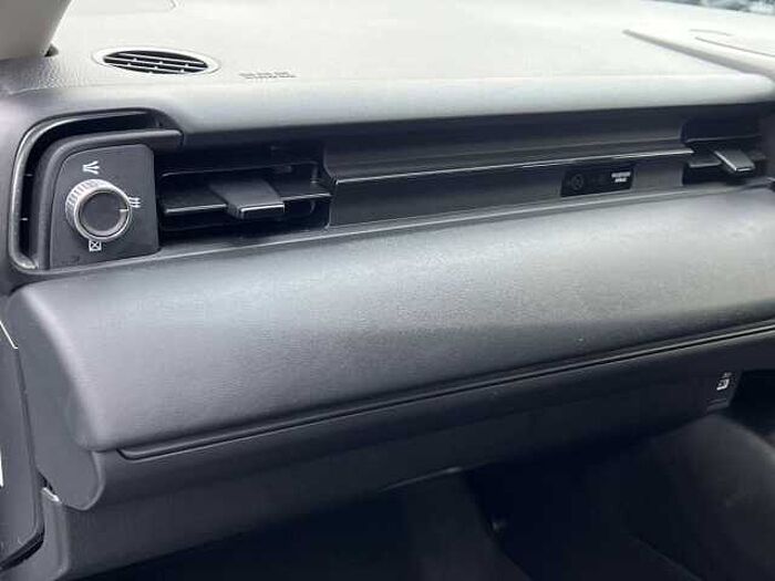 Honda HR-V Hybrid 1.5 h i-MMD Elegance SUV 5dr Petrol Hybrid CVT Euro 6 (s/s) (131 ps) 