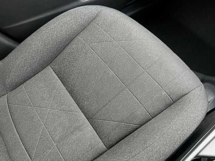 Honda HR-V Hybrid 1.5 h i-MMD Elegance SUV 5dr Petrol Hybrid CVT Euro 6 (s/s) (131 ps) 