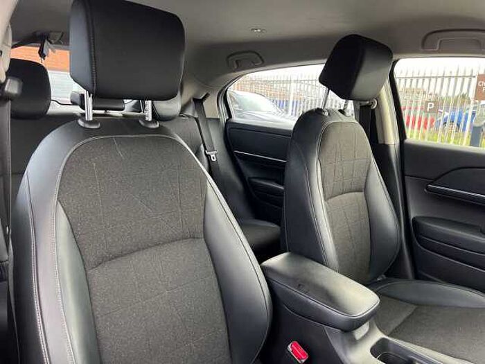 Honda HR-V Hybrid 1.5 h i-MMD Advance SUV 5dr Petrol Hybrid CVT Euro 6 (s/s) (131 ps) 