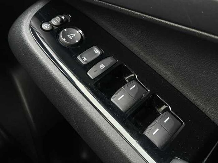 Honda HR-V Hybrid 1.5 h i-MMD Advance SUV 5dr Petrol Hybrid CVT Euro 6 (s/s) (131 ps) 
