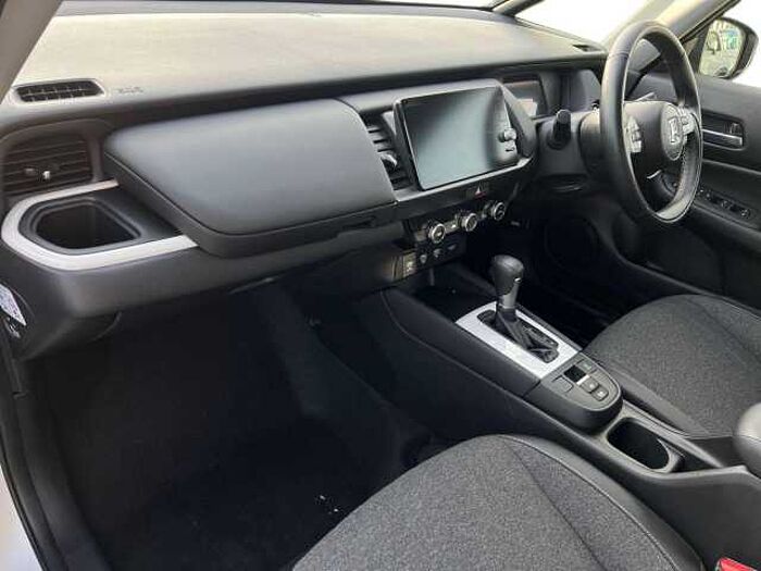 Honda Jazz Hybrid 1.5 h i-MMD Advance Hatchback 5dr Petrol Hybrid eCVT Euro 6 (s/s) (122 ps) 