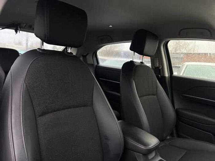 Honda HR-V Hybrid 1.5 h i-MMD Advance SUV 5dr Petrol Hybrid CVT Euro 6 (s/s) (131 ps) 