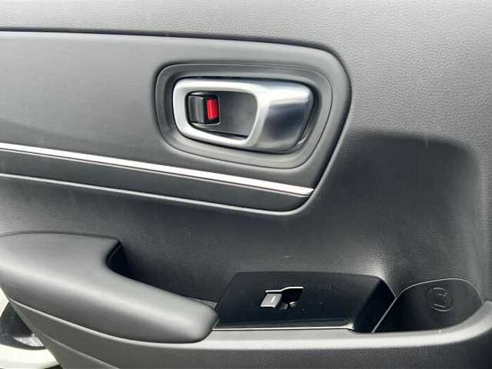 Honda HR-V Hybrid 1.5 h i-MMD Advance SUV 5dr Petrol Hybrid CVT Euro 6 (s/s) (131 ps) 