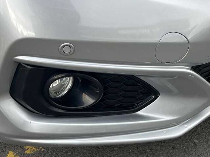 Honda Jazz 1.3 i-VTEC EX Navi Hatchback 5dr Petrol CVT Euro 6 (s/s) (102 ps) 