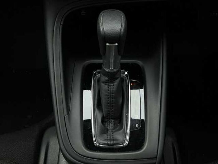 Honda HR-V Hybrid 1.5 h i-MMD Elegance SUV 5dr Petrol Hybrid CVT Euro 6 (s/s) (131 ps) 