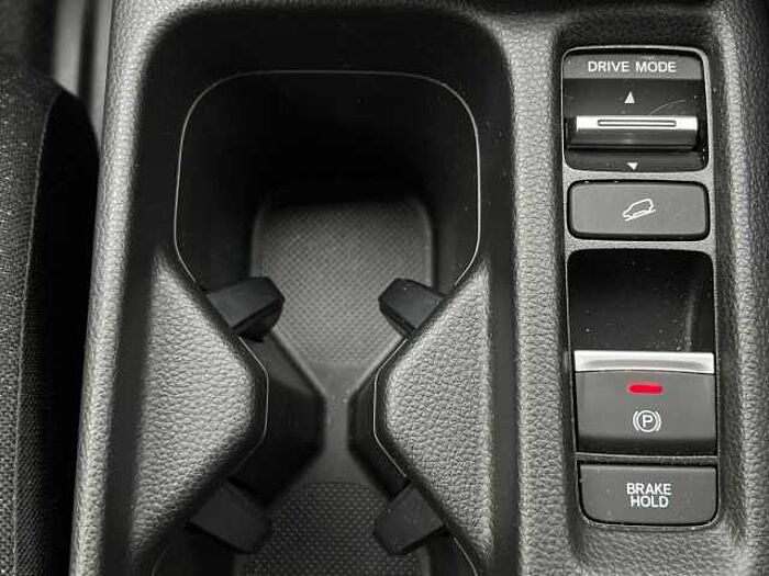 Honda HR-V Hybrid 1.5 h i-MMD Elegance SUV 5dr Petrol Hybrid CVT Euro 6 (s/s) (131 ps) 