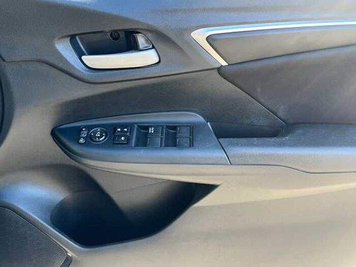 Honda Jazz 1.3 i-VTEC SE Navi Hatchback 5dr Petrol CVT Euro 6 (s/s) (102 ps) 