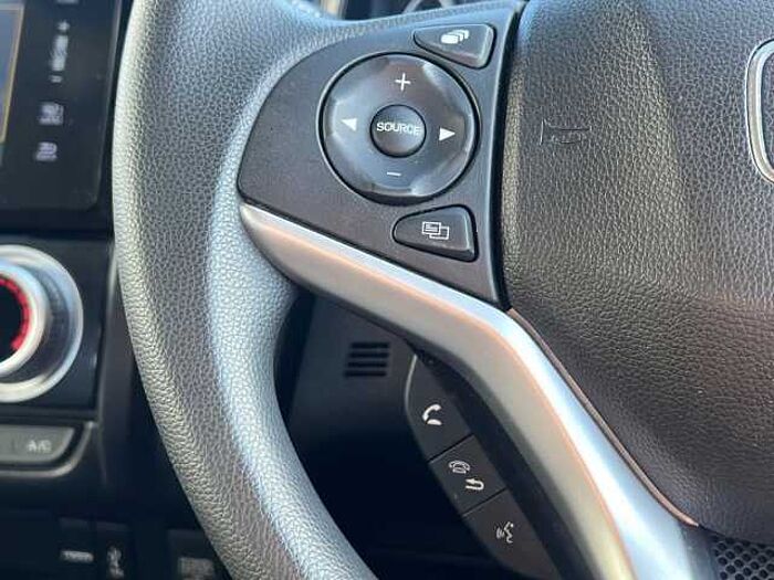 Honda Jazz 1.3 i-VTEC SE Navi Hatchback 5dr Petrol CVT Euro 6 (s/s) (102 ps) 