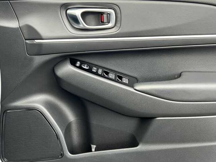 Honda HR-V Hybrid 1.5 h i-MMD Advance SUV 5dr Petrol Hybrid CVT Euro 6 (s/s) (131 ps) 