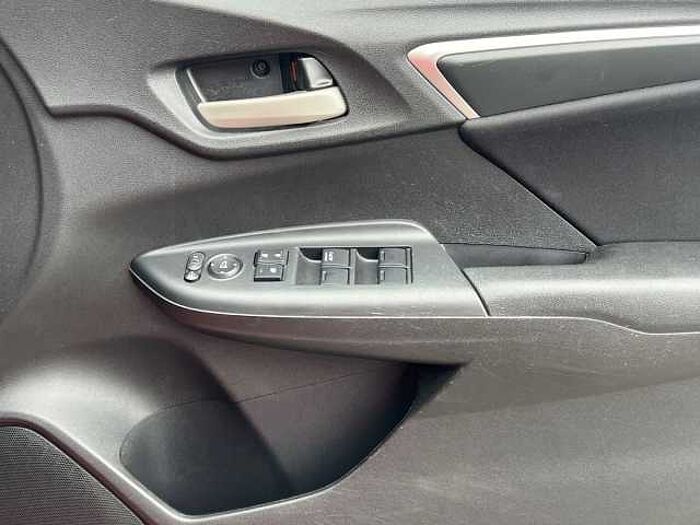 Honda Jazz 1.3 i-VTEC SE Hatchback 5dr Petrol CVT Euro 6 (s/s) (102 ps) 