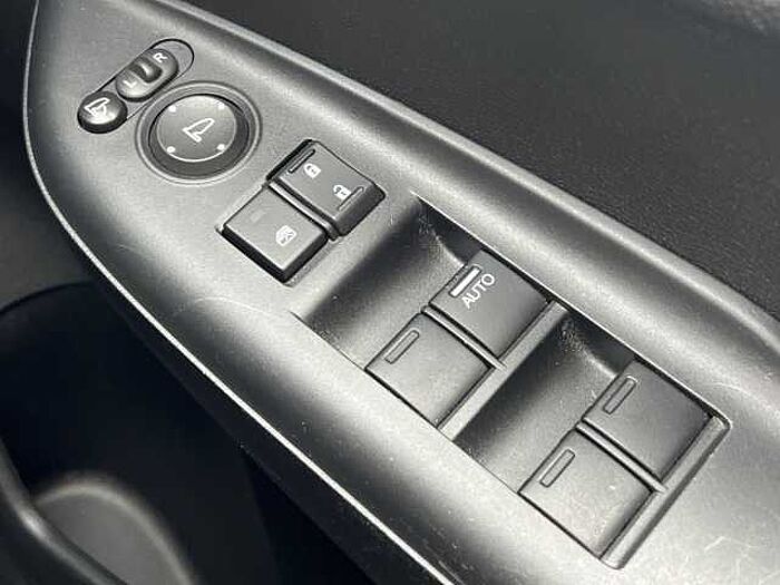 Honda Jazz 1.3 i-VTEC SE Hatchback 5dr Petrol CVT Euro 6 (s/s) (102 ps) 