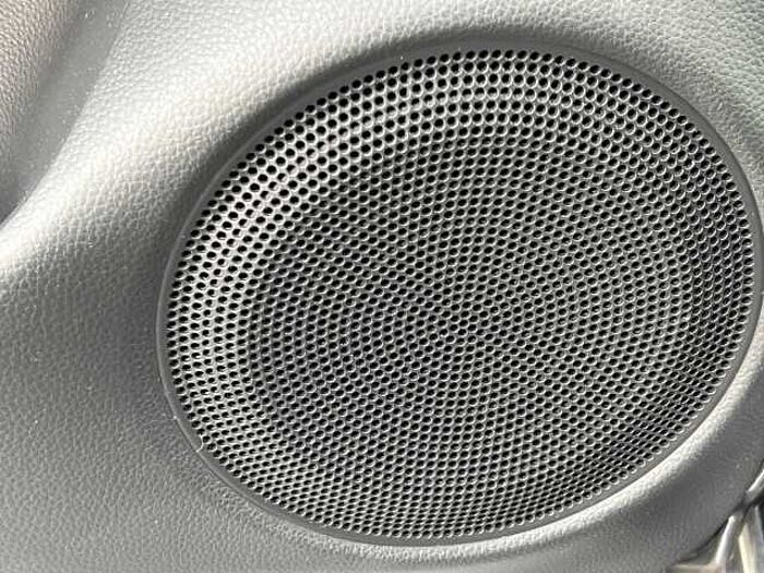 Honda Jazz Hybrid 1.5 h i-MMD SR Hatchback 5dr Petrol Hybrid eCVT Euro 6 (s/s) (109 ps) 