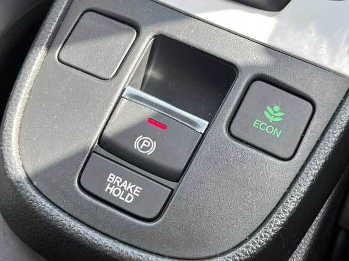 Honda Jazz Hybrid 1.5 h i-MMD SR Hatchback 5dr Petrol Hybrid eCVT Euro 6 (s/s) (109 ps) 