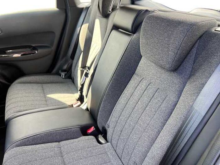 Honda Jazz Hybrid 1.5 h i-MMD SR Hatchback 5dr Petrol Hybrid eCVT Euro 6 (s/s) (109 ps) 