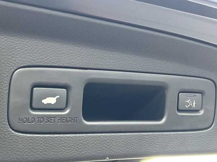 Honda HR-V Hybrid 1.5 h i-MMD Advance SUV 5dr Petrol Hybrid CVT Euro 6 (s/s) (131 ps) 
