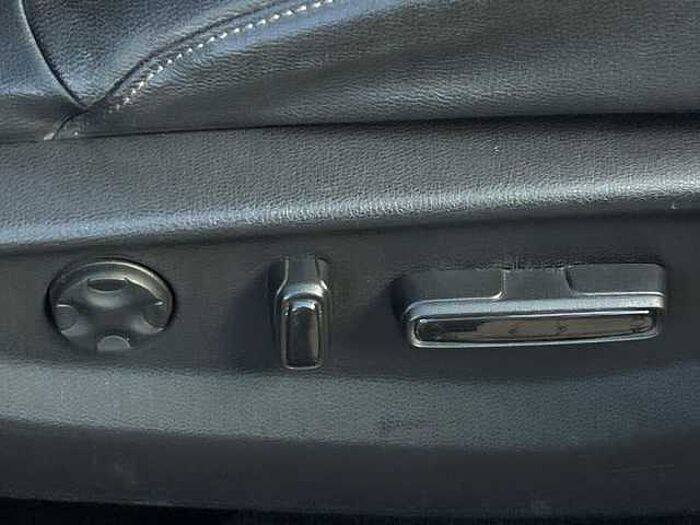 Honda CR-V Hybrid 2.0 h i-MMD EX SUV 5dr Petrol Hybrid eCVT 4WD Euro 6 (s/s) (184 ps) 