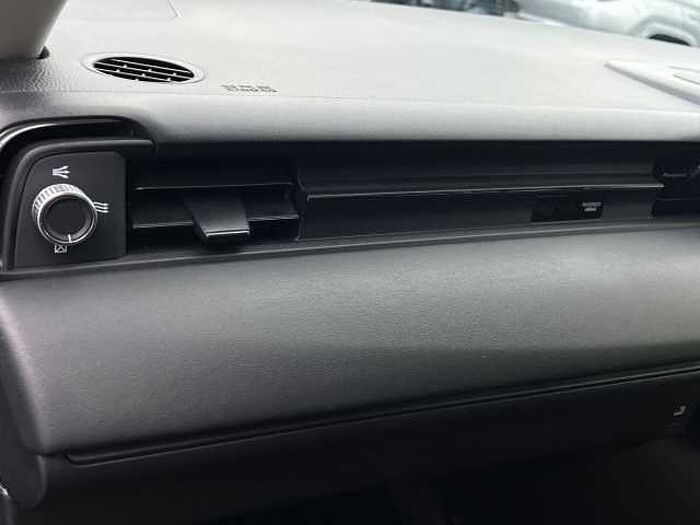 Honda HR-V Hybrid 1.5 h i-MMD Elegance SUV 5dr Petrol Hybrid CVT Euro 6 (s/s) (131 ps) 