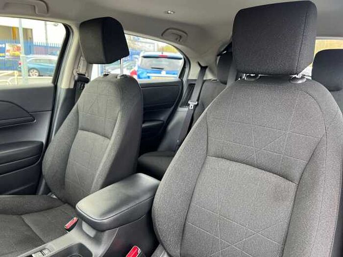 Honda HR-V Hybrid 1.5 h i-MMD Elegance SUV 5dr Petrol Hybrid CVT Euro 6 (s/s) (131 ps) 