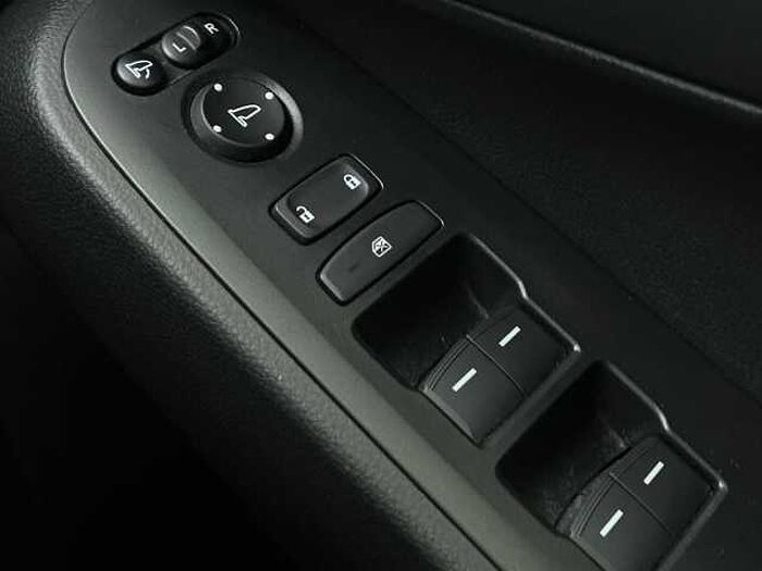 Honda HR-V Hybrid 1.5 h i-MMD Elegance SUV 5dr Petrol Hybrid CVT Euro 6 (s/s) (131 ps) 