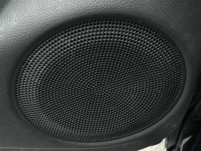 Honda Jazz Hybrid 1.5 h i-MMD SR Hatchback 5dr Petrol Hybrid eCVT Euro 6 (s/s) (109 ps) 