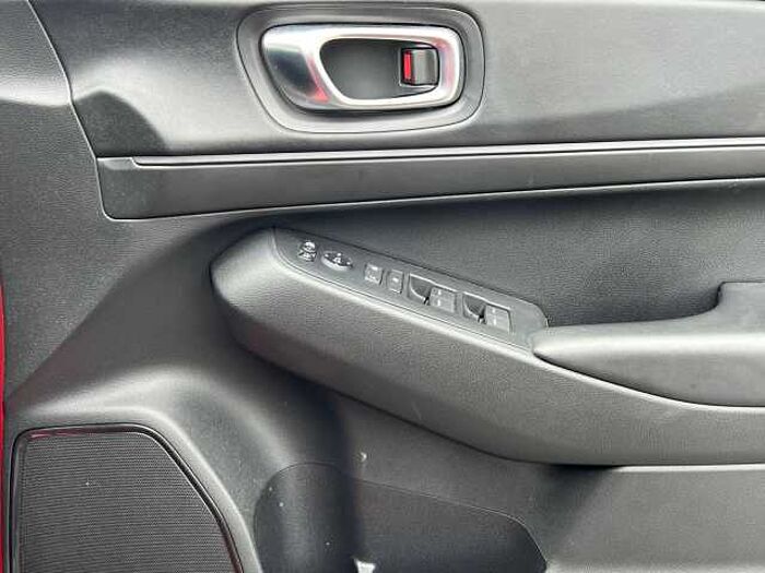 Honda HR-V Hybrid 1.5 h i-MMD Elegance SUV 5dr Petrol Hybrid CVT Euro 6 (s/s) (131 ps) 