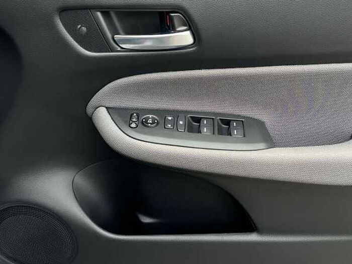Honda Jazz Hybrid 1.5 h i-MMD Crosstar EX Hatchback 5dr Petrol Hybrid eCVT Euro 6 (s/s) (109 ps) 